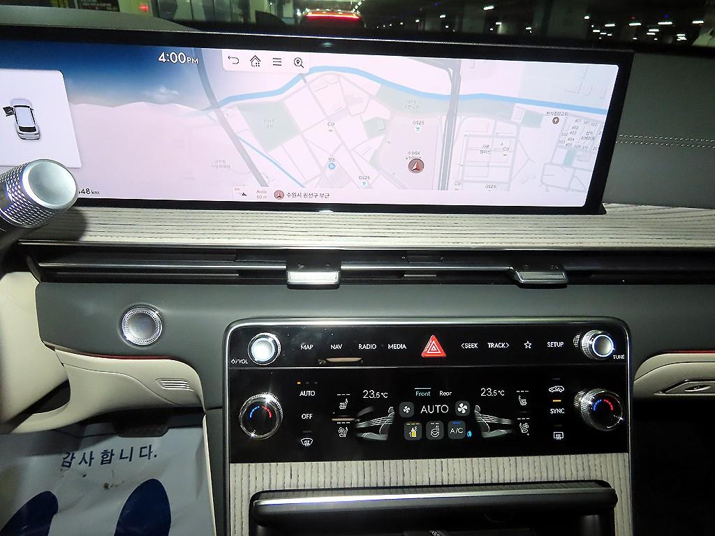 Genesis GV80 - Vista 11