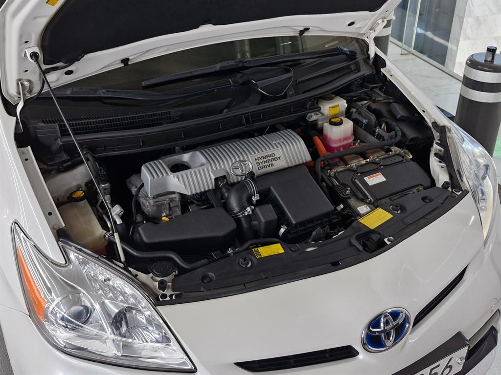 Toyota Prius 2013 Blanco - Importación desde Corea - HF Imports Iquique - Foto 20
