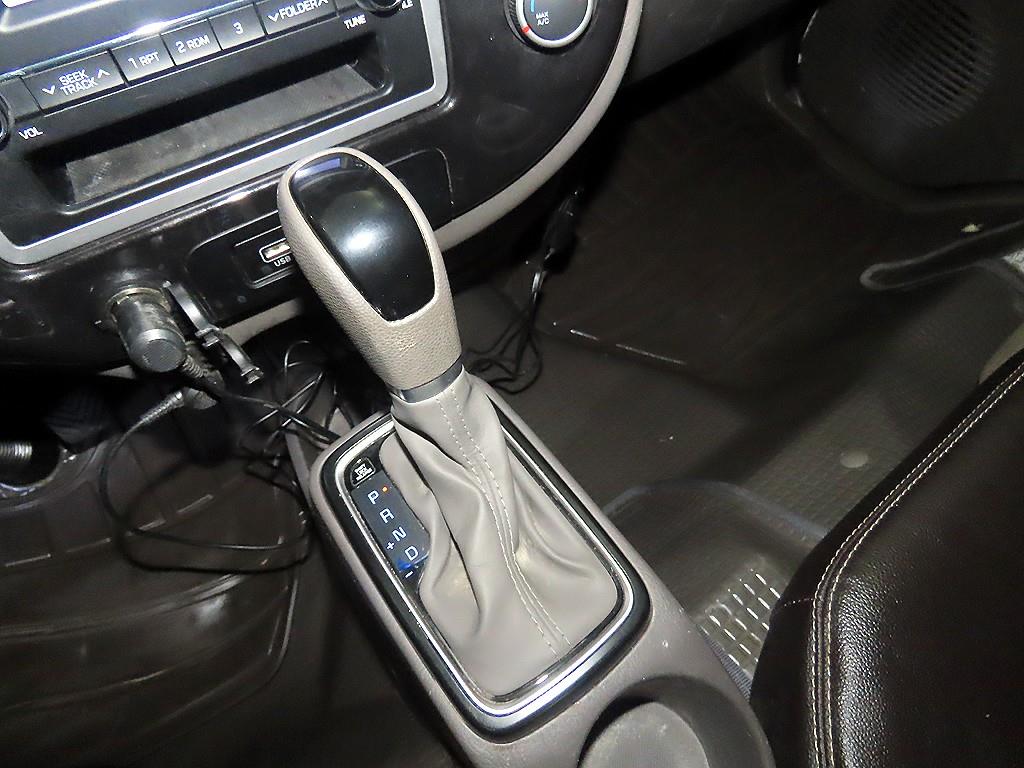 Small Truck Cargo (small) 2023 Blanco - Importación desde Corea - HF Imports Iquique - Foto 13