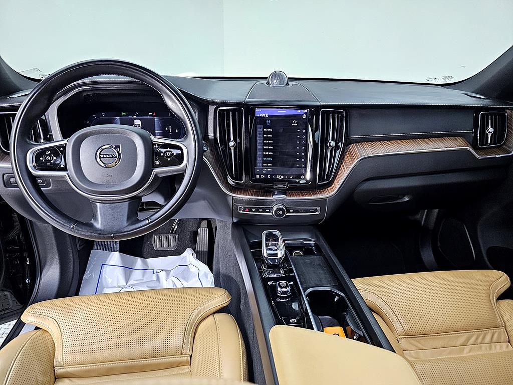 Volvo XC60 - Vista 5