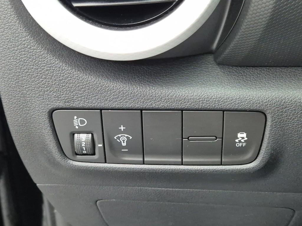 HYUNDAI Kona 2018 Negro - Importación desde Corea - HF Imports Iquique - Foto 17