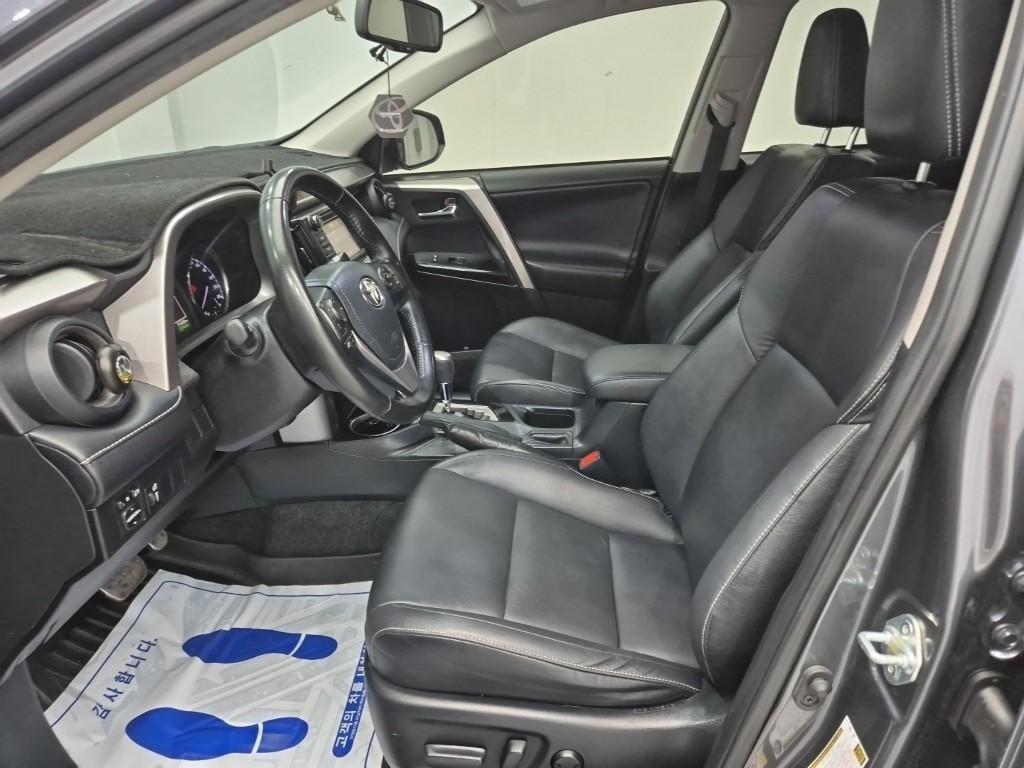 Toyota RAV4 - Vista 10