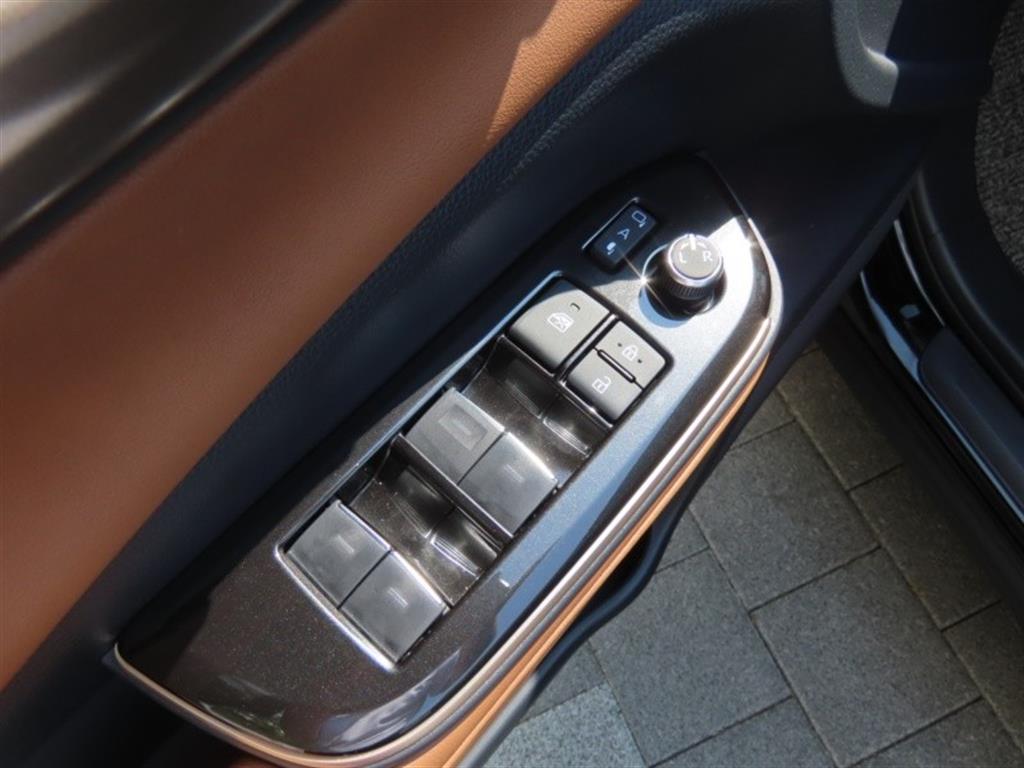 Toyota Crown 2026 - Importación desde Corea - HF Imports Iquique - Foto 12