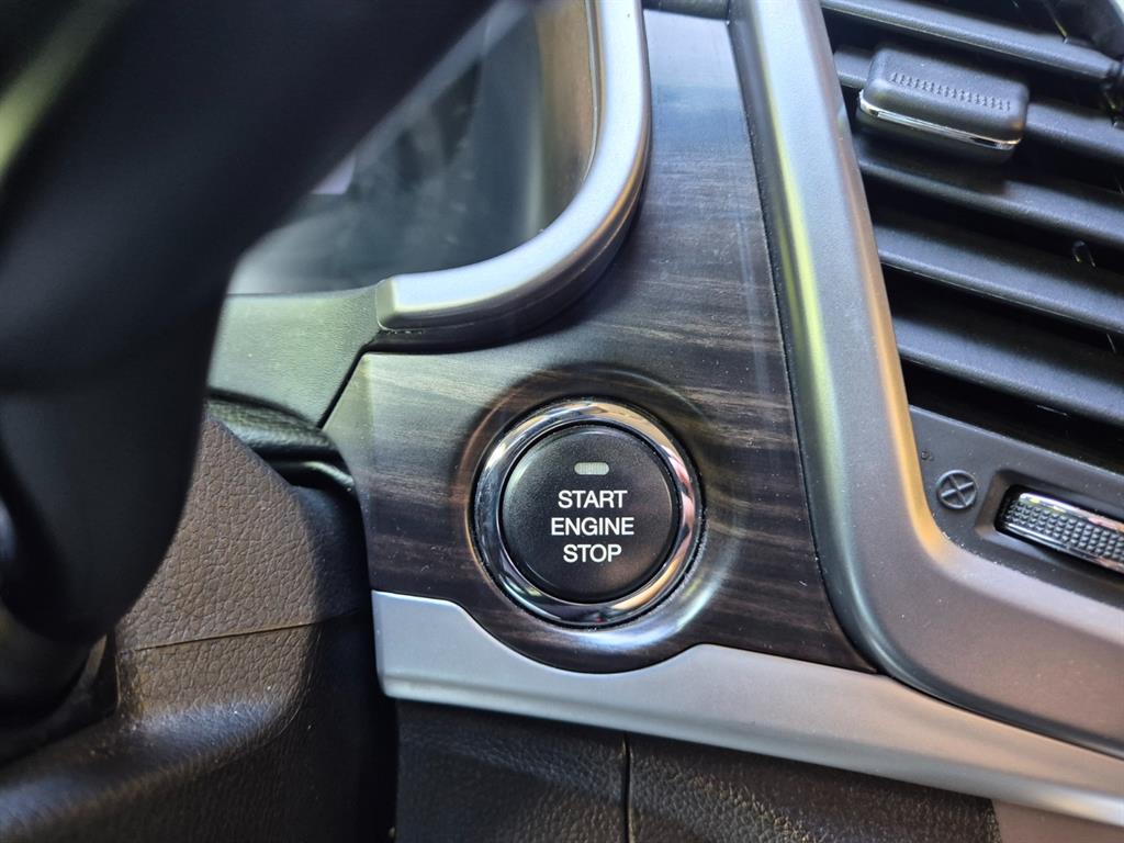 Ssangyong Korando - Vista 11