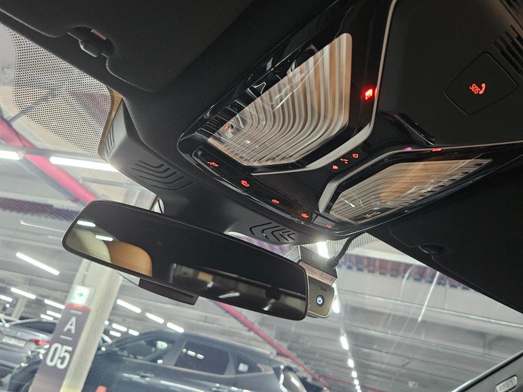 BMW 7 Series - Vista 11