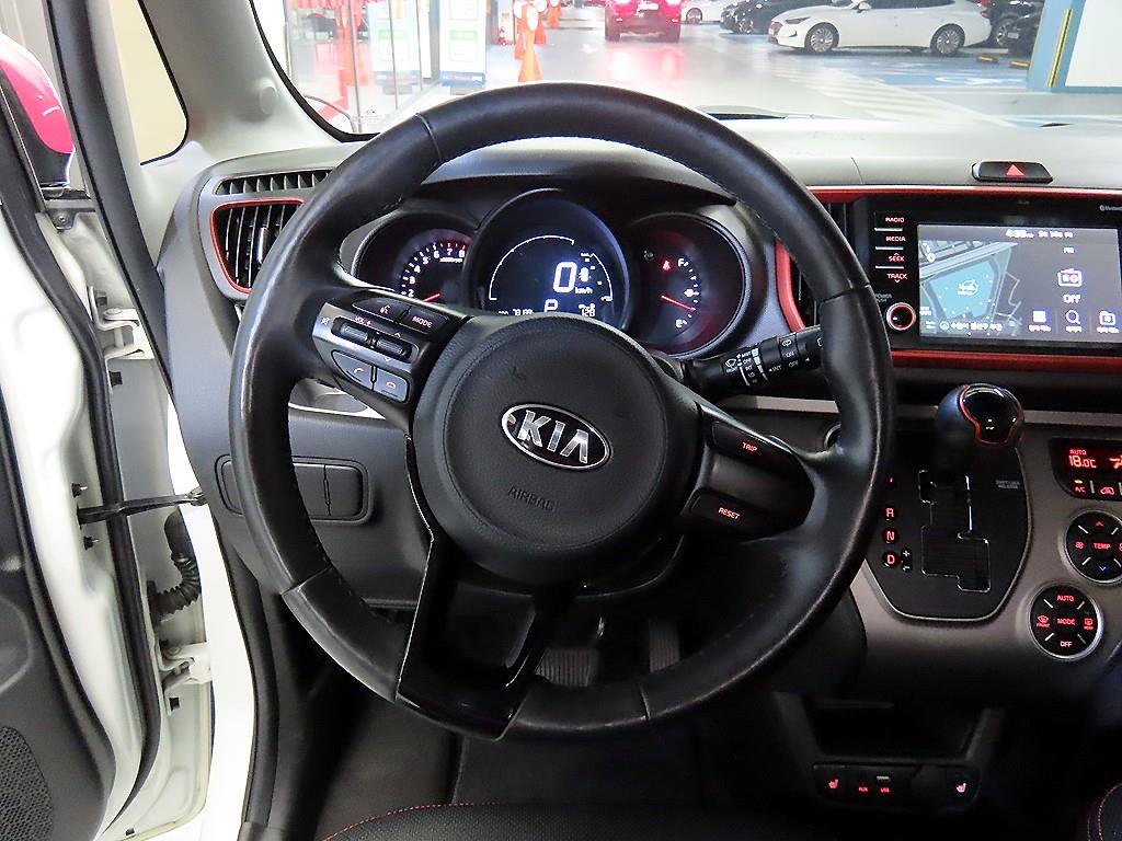 KIA Ray - Vista 8