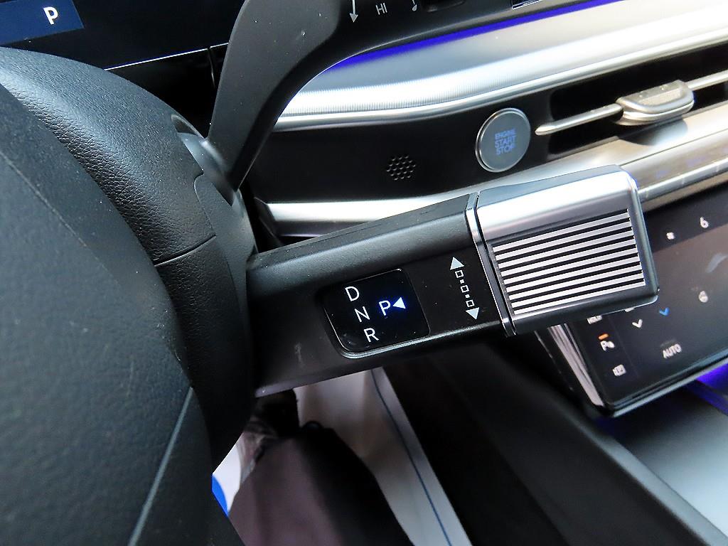 HYUNDAI Grandeur - Vista 10