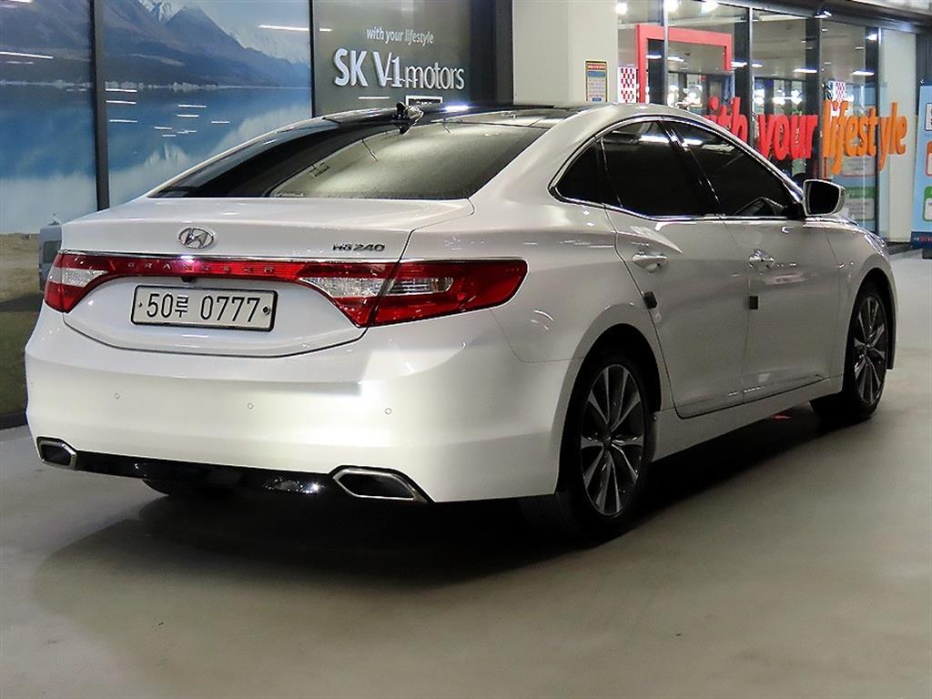 HYUNDAI Grandeur - Vista 4