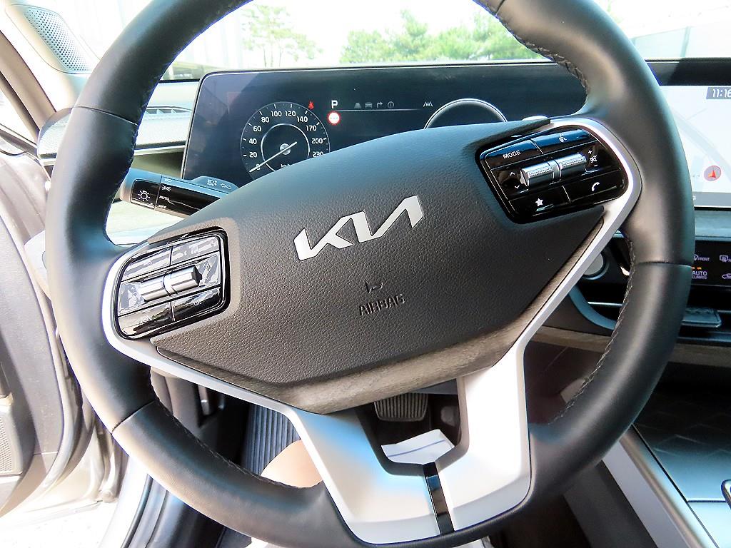 KIA K8 - Vista 8