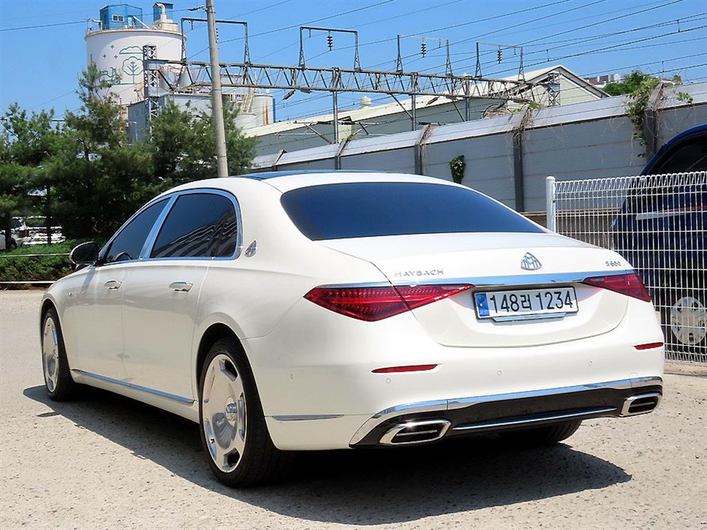 Mercedes Benz S Class - Vista 3