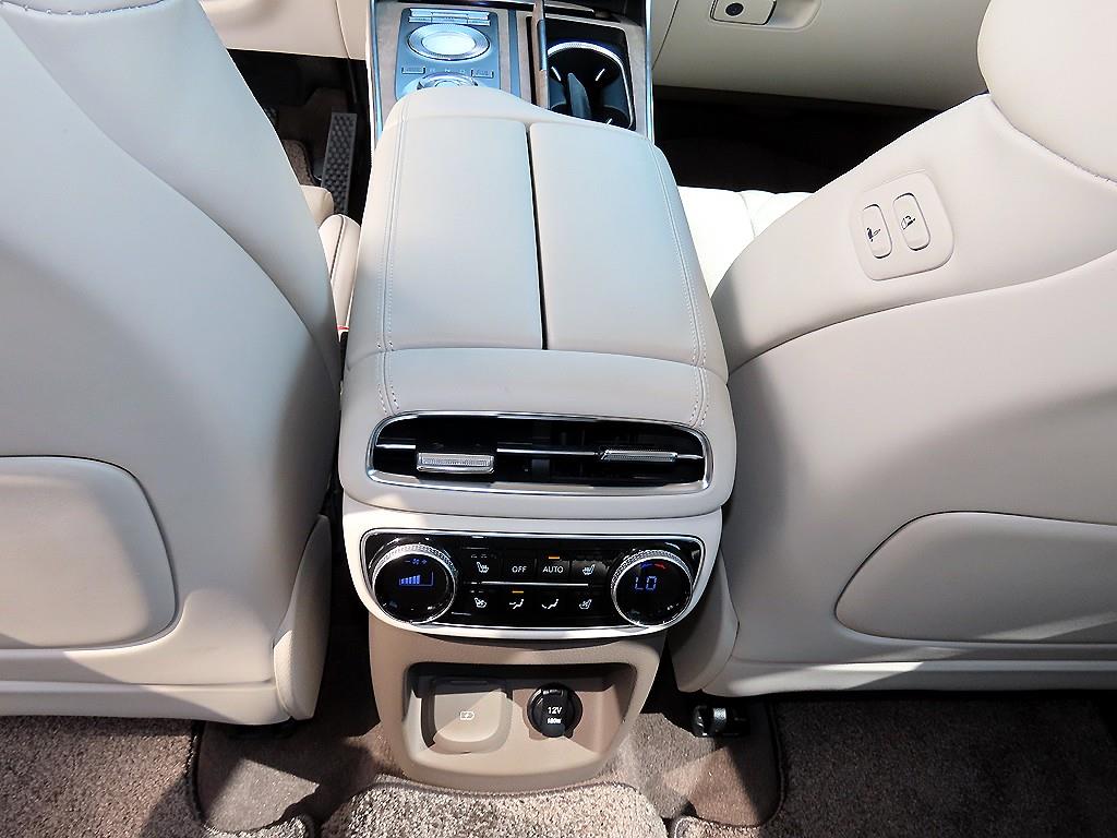 Genesis GV80 2022 Blanco - Importación desde Corea - HF Imports Iquique - Foto 16