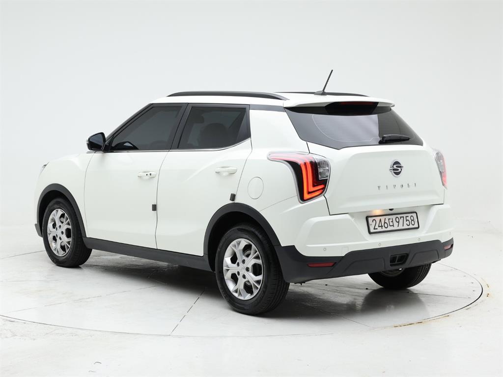 Ssangyong Tivoli - Vista 7