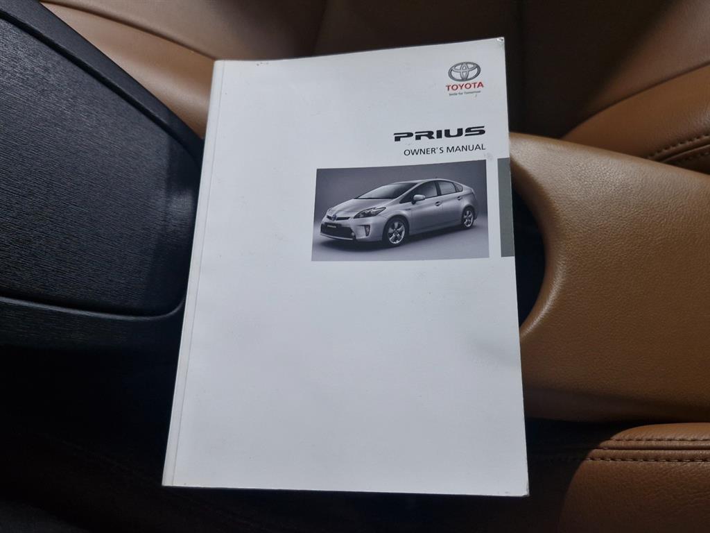 Toyota Prius 2013 Blanco - Importación desde Corea - HF Imports Iquique - Foto 16