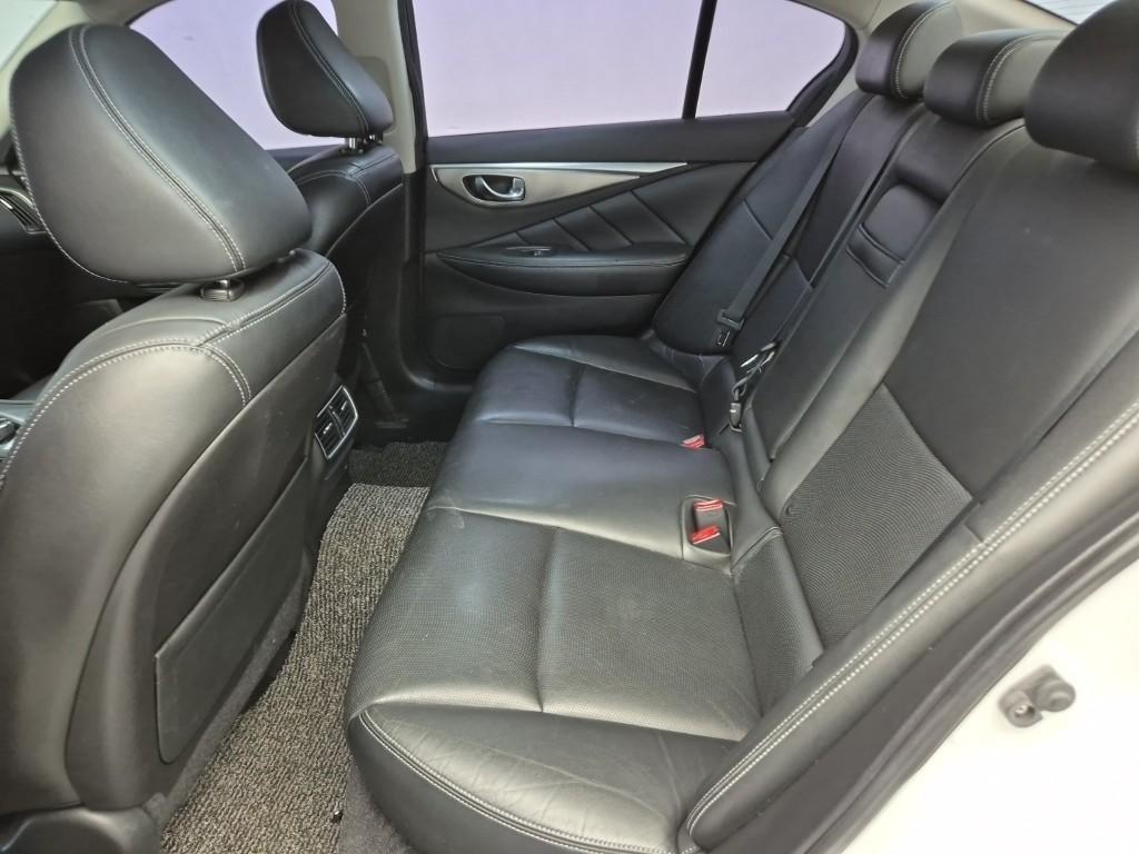 Infiniti Q 2015 Blanco - Importación desde Corea - HF Imports Iquique - Foto 14