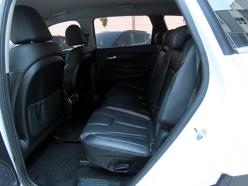 HYUNDAI Santa Fe - Vista 6
