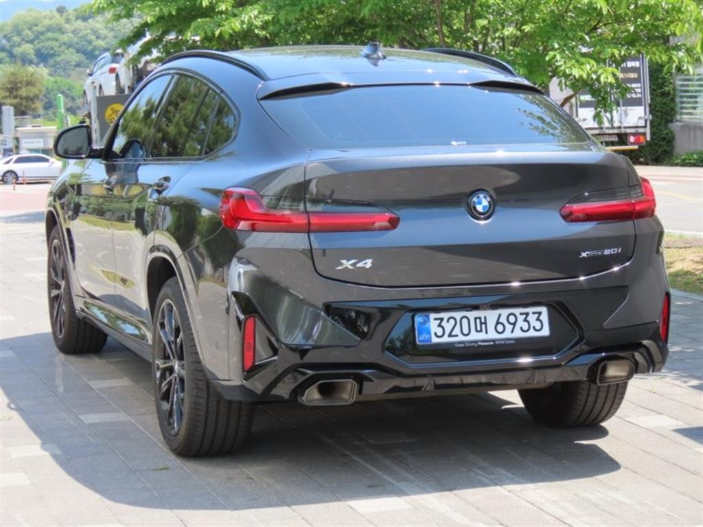 BMW X4 - Vista 7