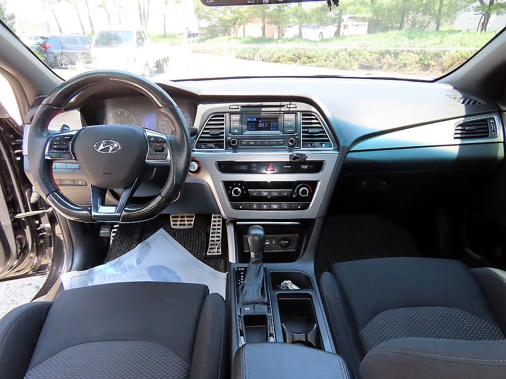 HYUNDAI Sonata - Vista 7