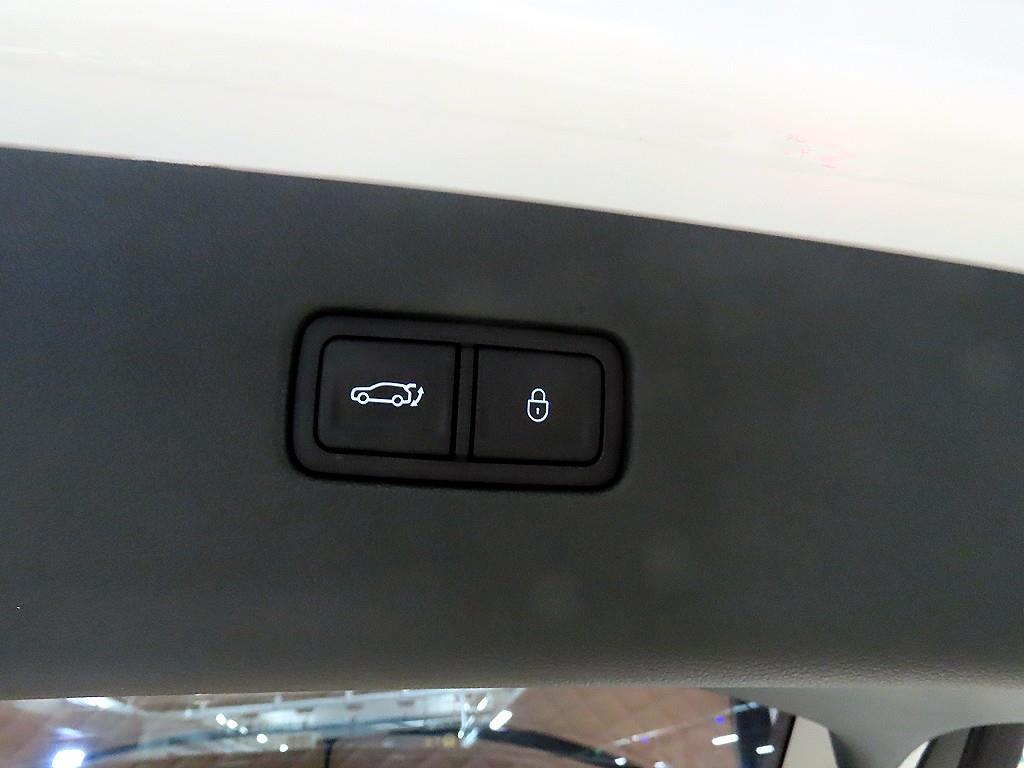 Genesis GV80 2025 Blanco - Importación desde Corea - HF Imports Iquique - Foto 15
