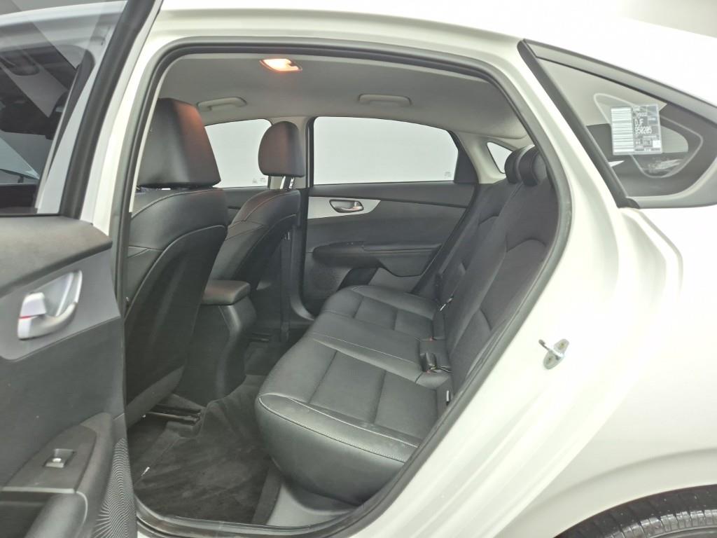KIA K3 - Vista 12