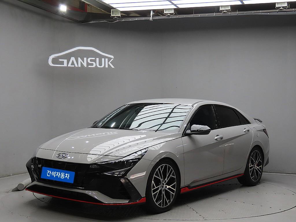 HYUNDAI Avante - Vista 3