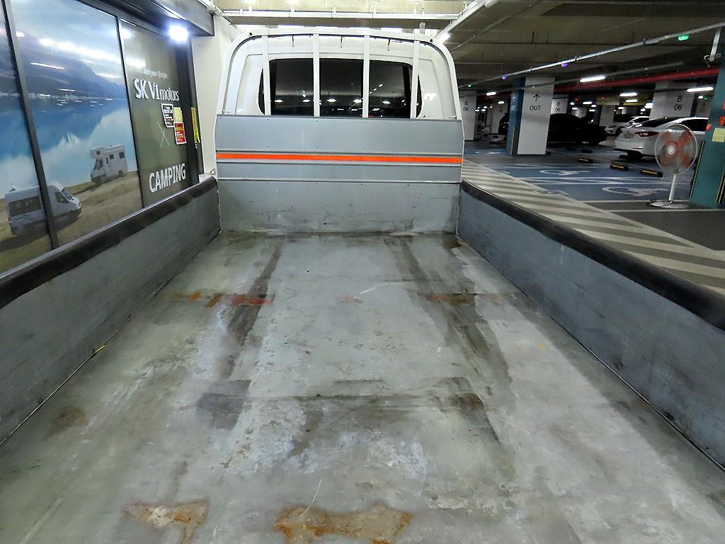 Small Truck Cargo (small) - Vista 6