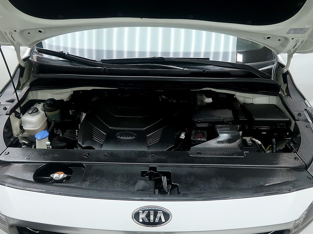 KIA Carnival 2019 Blanco - Importación desde Corea - HF Imports Iquique - Foto 7