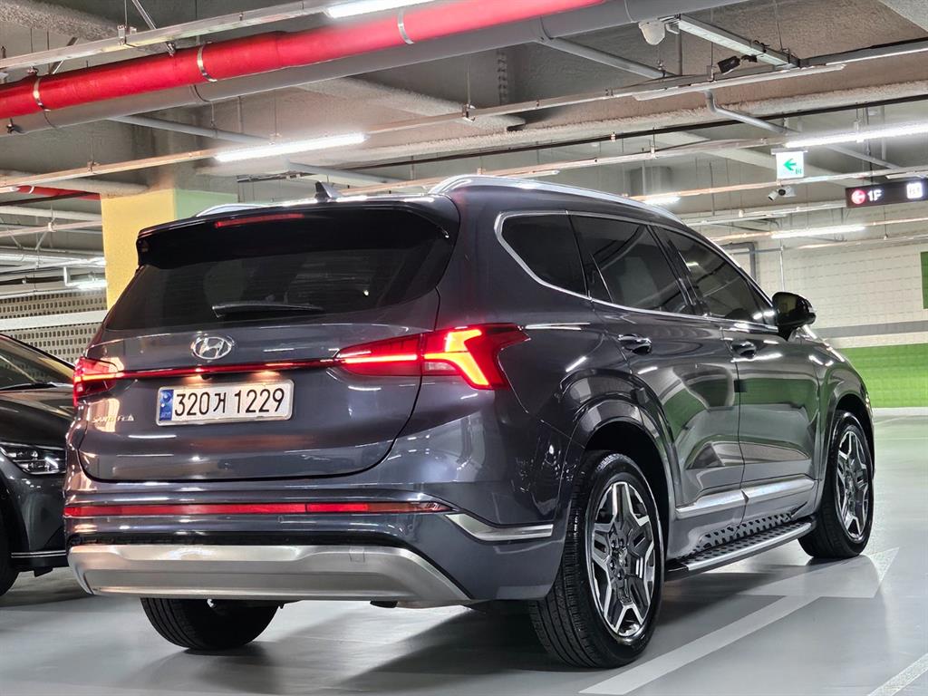 HYUNDAI Santa Fe - Vista 4