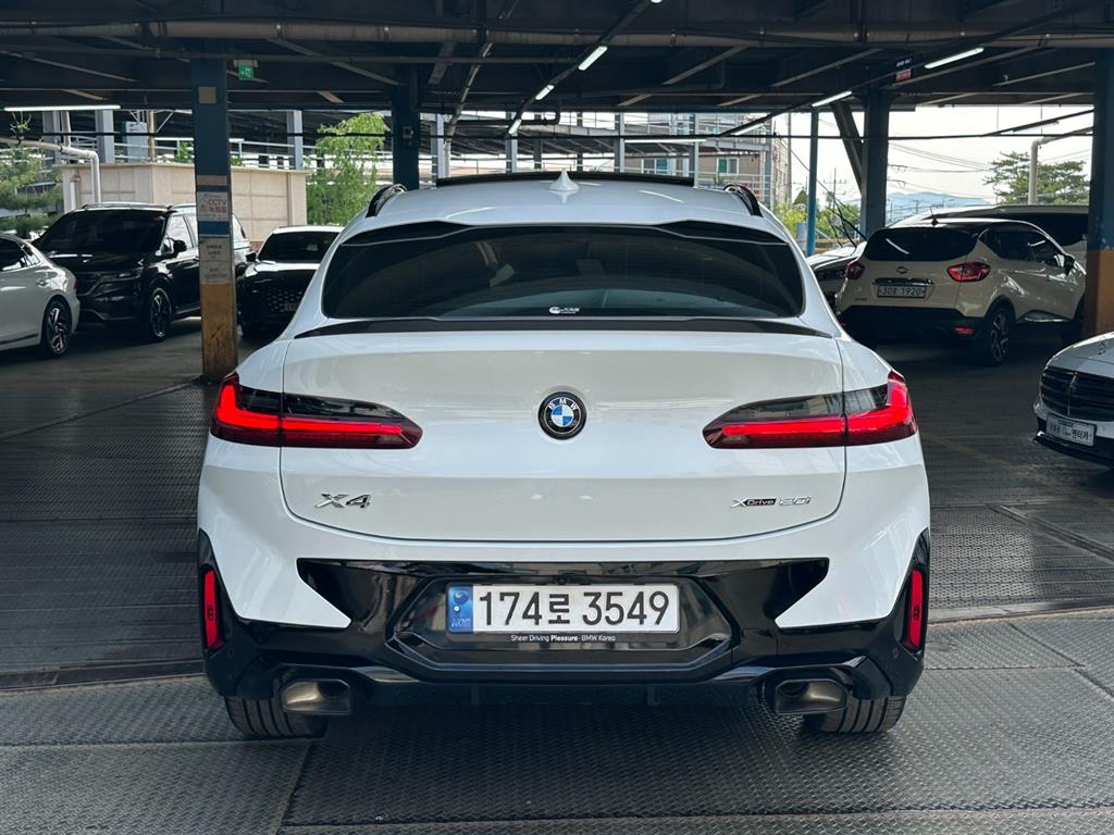 BMW X4 - Vista 3