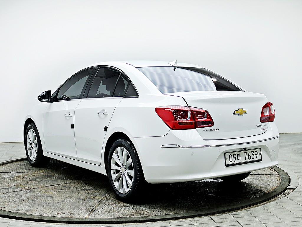 Chevrolet Cruise - Vista 7