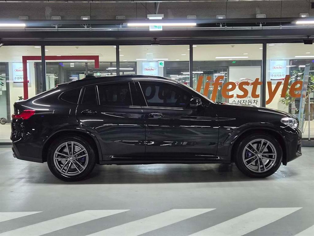 BMW X4 - Vista 3