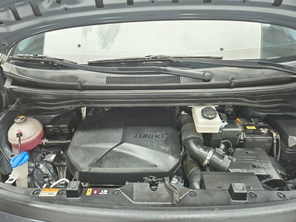 HYUNDAI Staria - Vista 5