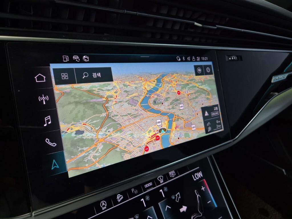 Audi Q8 - Vista 11