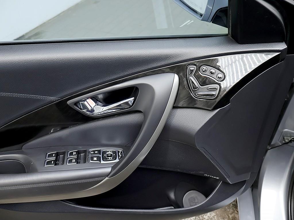 HYUNDAI Grandeur 2016 skyblue - Importación desde Corea - HF Imports Iquique - Foto 13