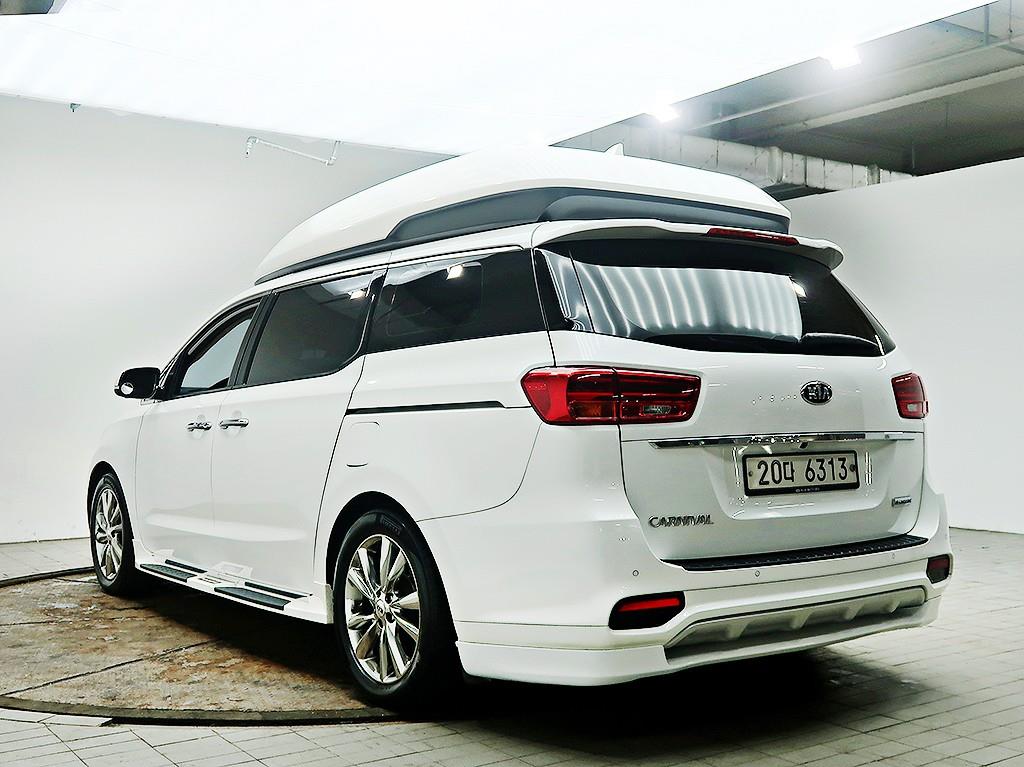 KIA Carnival - Vista 7