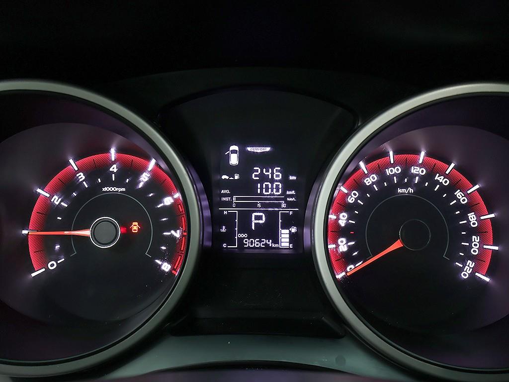 Ssangyong Tivoli - Vista 11