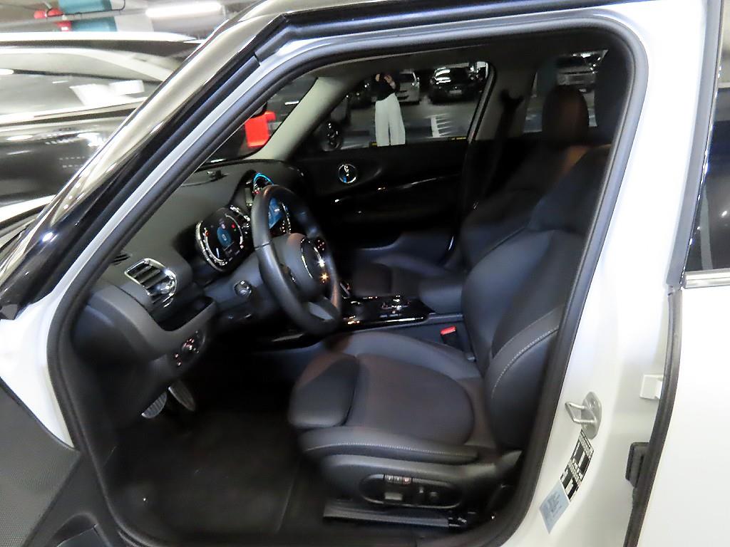 Mini Clubman - Vista 6