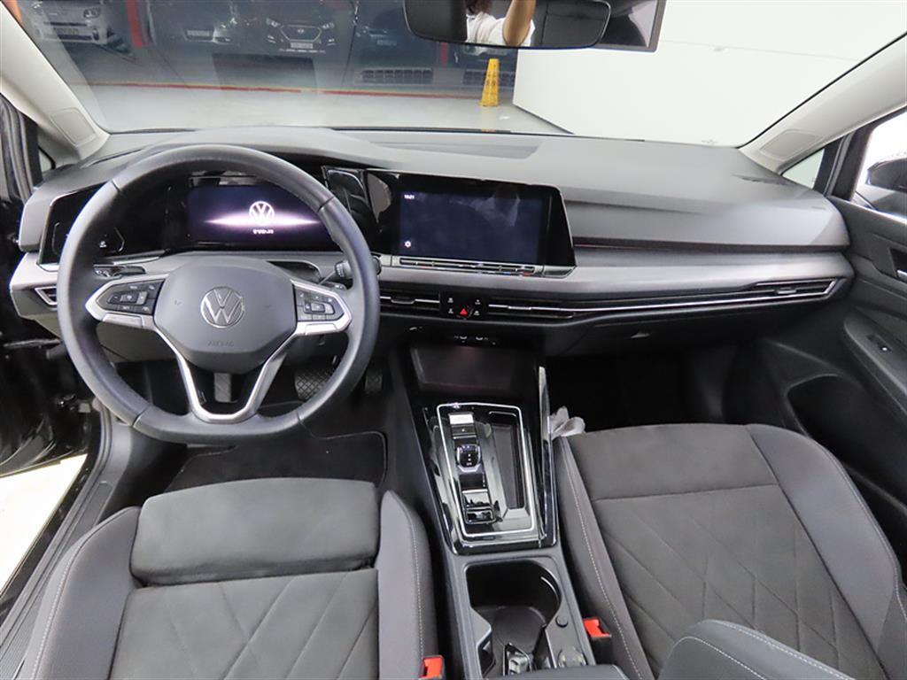 Volkswagen Golf - Vista 7