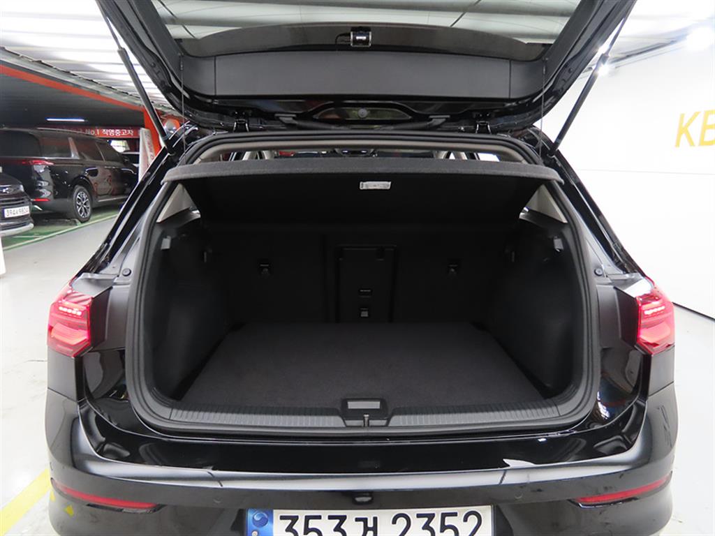 Volkswagen Golf 2024 Negro - Importación desde Corea - HF Imports Iquique - Foto 18