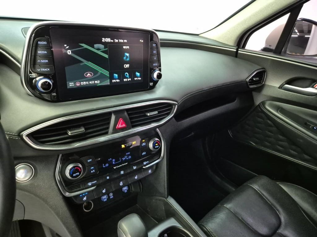 HYUNDAI Santa Fe - Vista 9