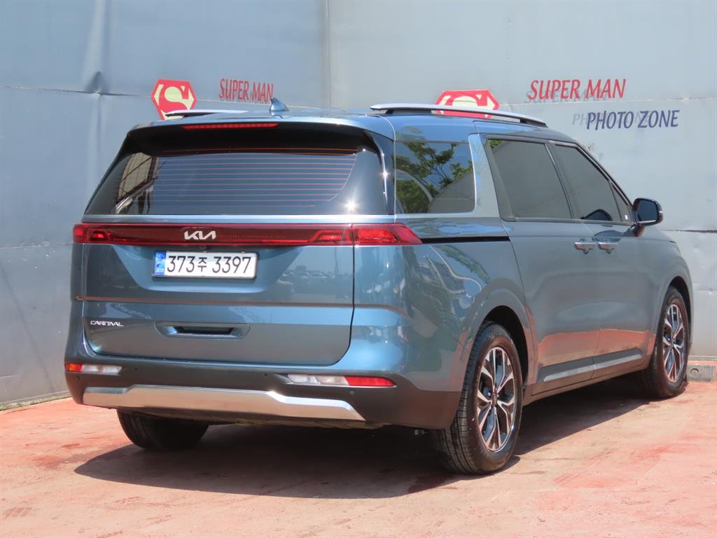 KIA Carnival - Vista 5