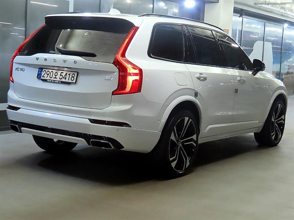 Volvo XC90 - Vista 4