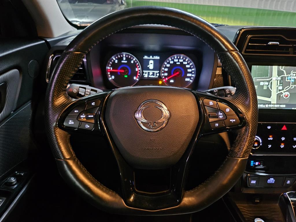 Ssangyong Tivoli - Vista 10