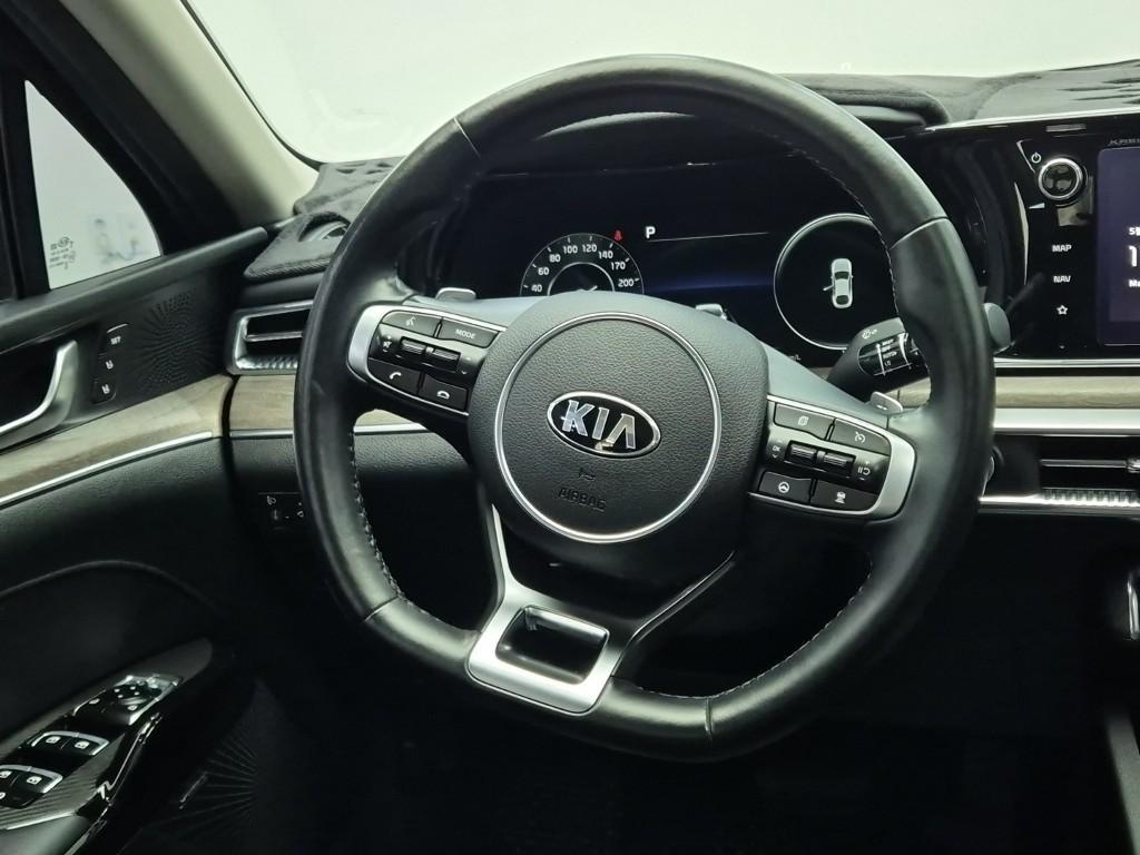 KIA K5 - Vista 8