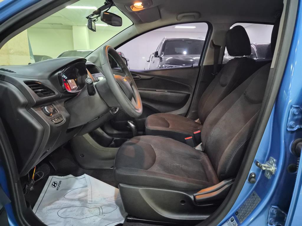 Chevrolet Spark - Vista 11