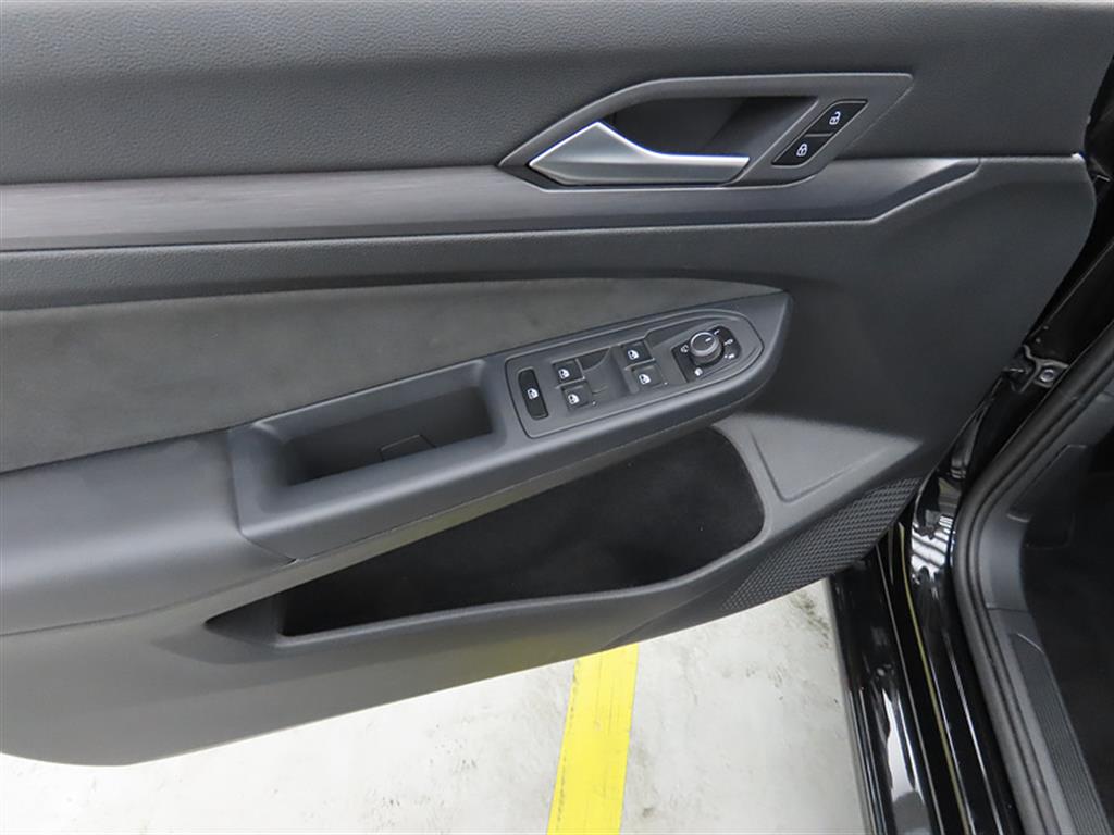 Volkswagen Golf 2024 Negro - Importación desde Corea - HF Imports Iquique - Foto 13