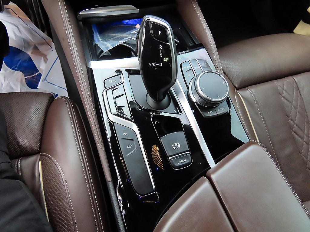 BMW 5 Series - Vista 11