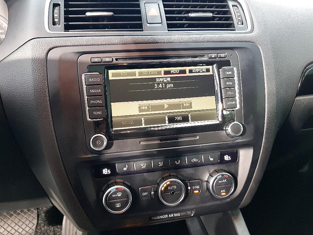 Volkswagen Jetta 2013 Gris - Importación desde Corea - HF Imports Iquique - Foto 13