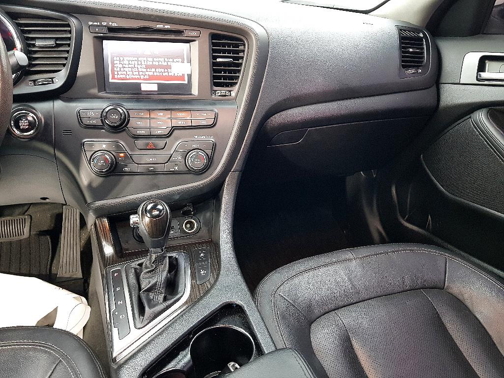 KIA K5 - Vista 10