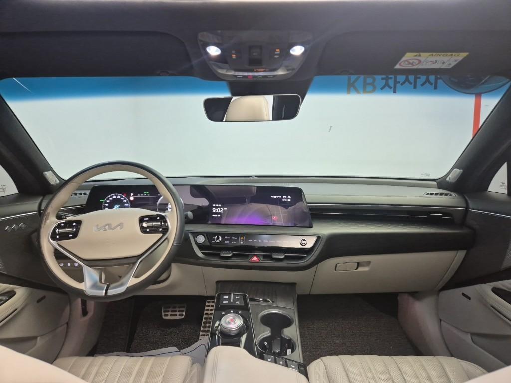 KIA K8 - Vista 7