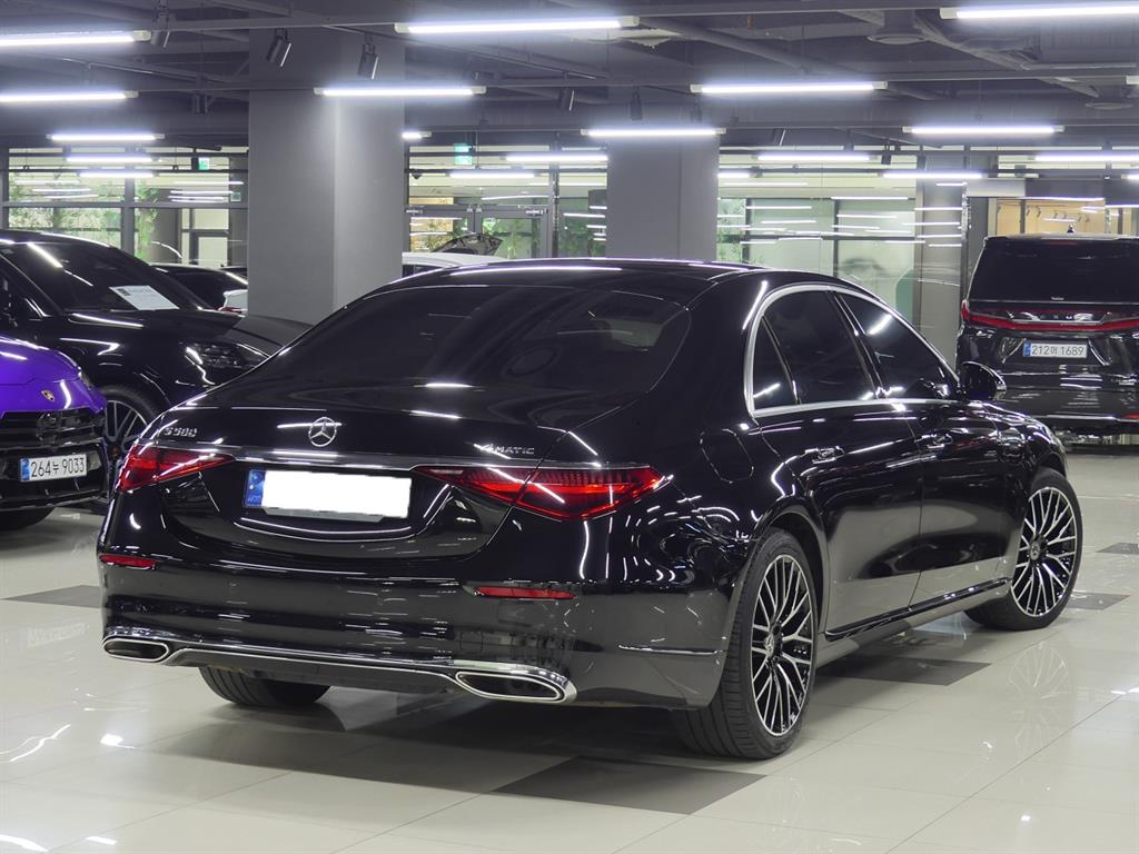 Mercedes Benz S Class - Vista 4